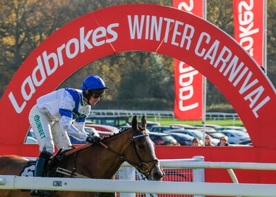 ladbrokeswintercarnival_newbury.jpg