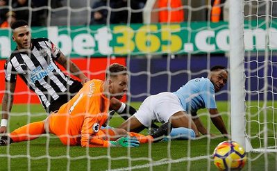 raheem-sterling-ball-net-manchester-city-lascelles-elliot-newcastle-united-nufc.jpg